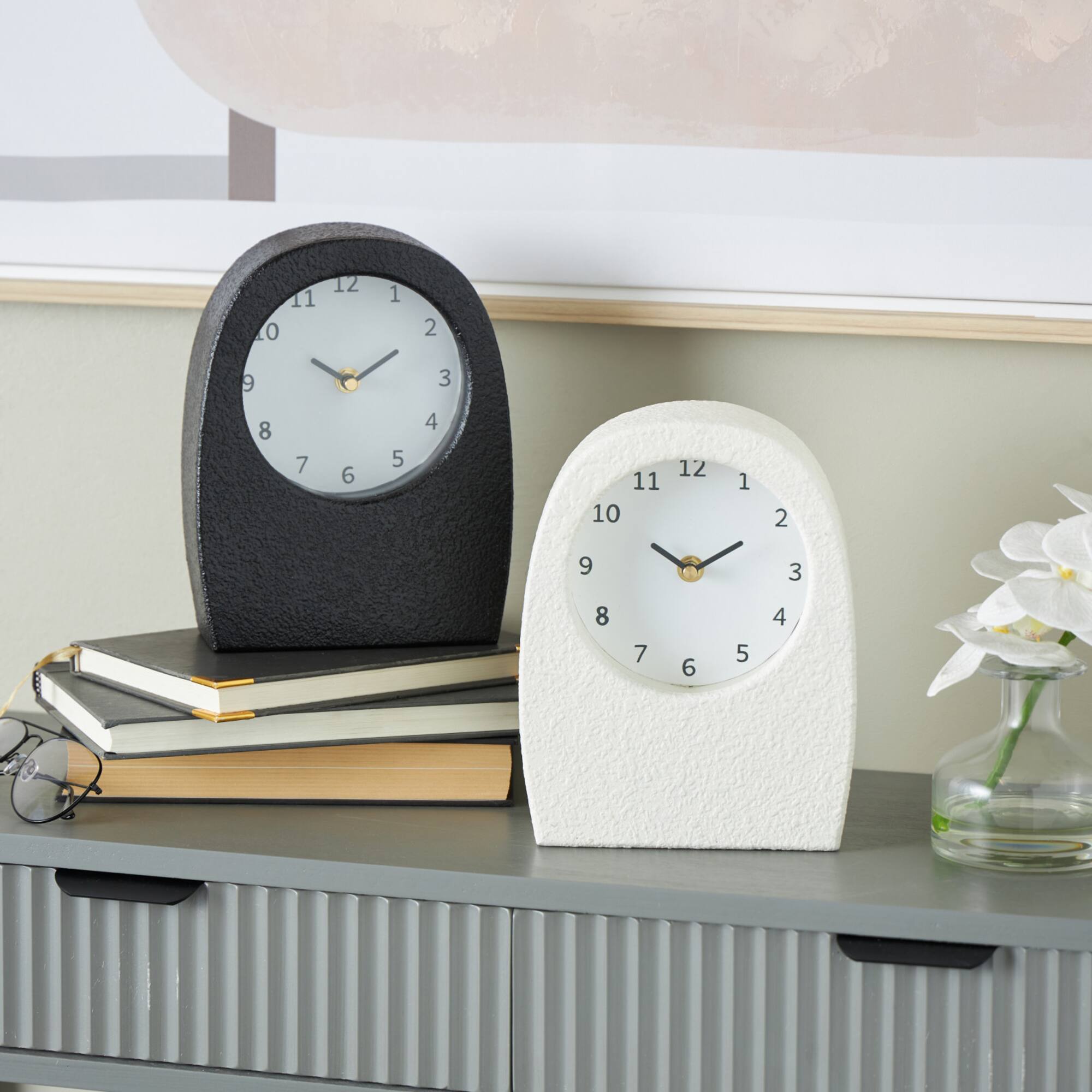 Black & White Wood Textured Decorative Clock Set